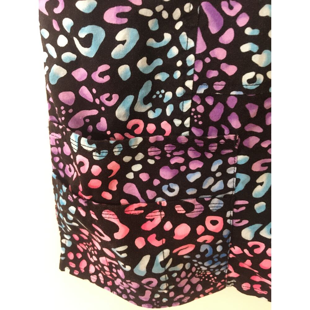 Grey's Anatomy by Barco S Bottoms, Scrub Star M Multicolor Top With Black Piping - Picture 5 of 9